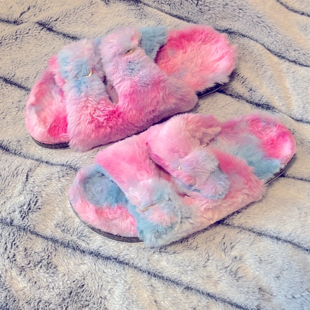Time and Tru Pink and Blue Furry Slippers